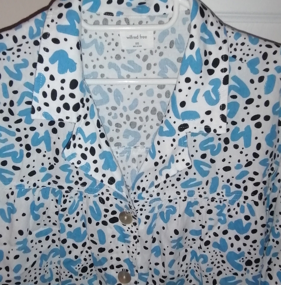 Aritzia Callisto Blouse - Picture 10 of 10